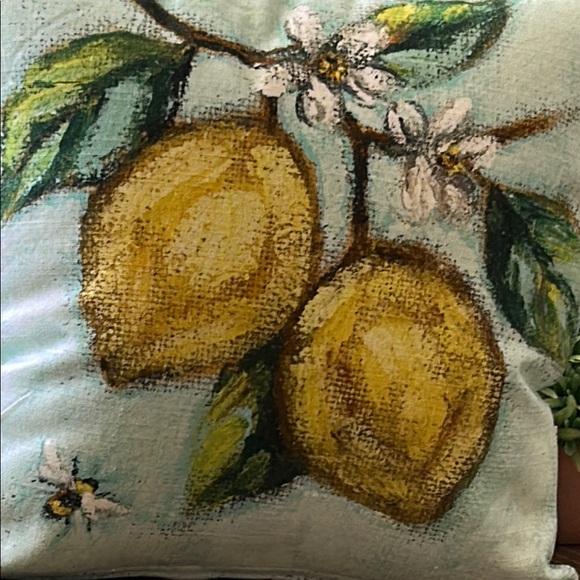 NEW! Cottage Farmhouse Lemon & Honey Bee Accent Throw Pillow - Picture 2 of 9